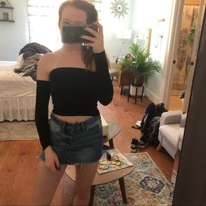 Long sleeve crop top